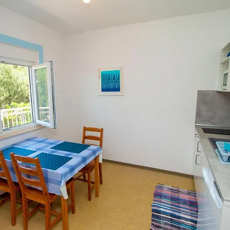 Roko Apartment *